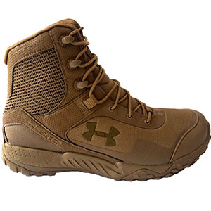 Best Tactical Boots (Most Comfortable Police Boots - Guide 2021)